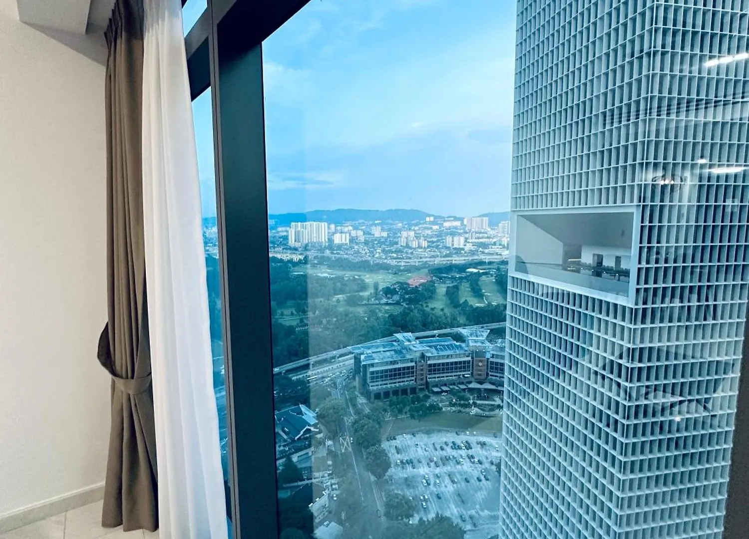 Eaton Residences Klcc By Bhs Kuala Lumpur Apartament