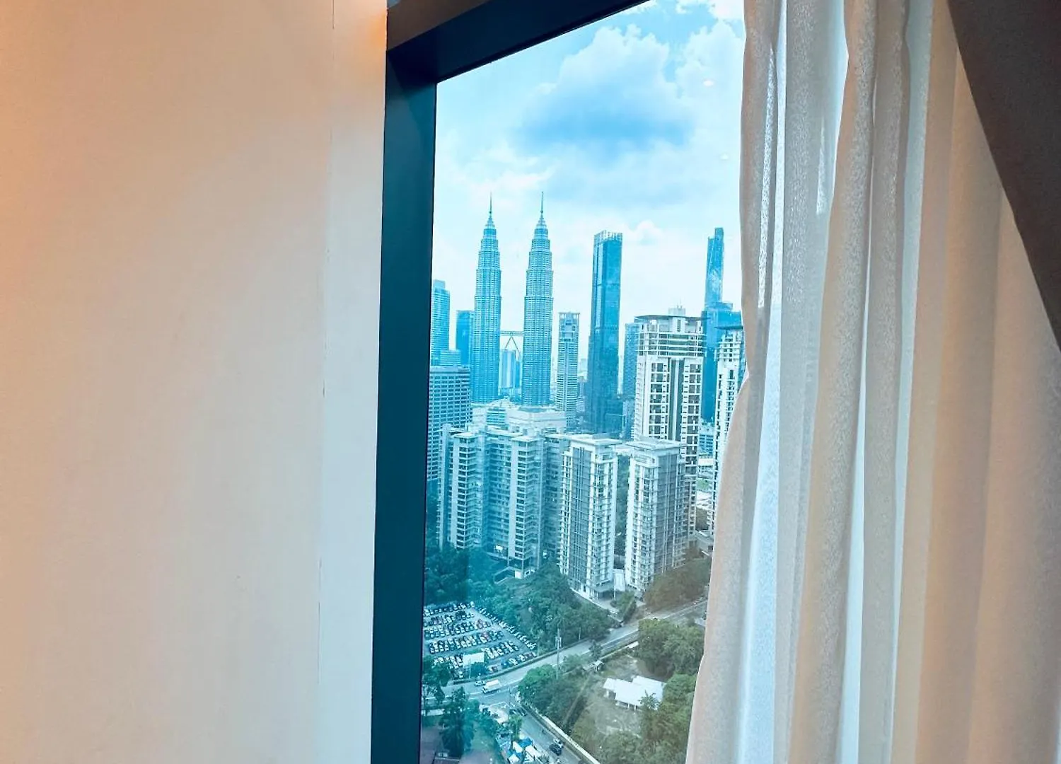公寓 Eaton Residences Klcc By Bhs 吉隆坡 马来西亚
